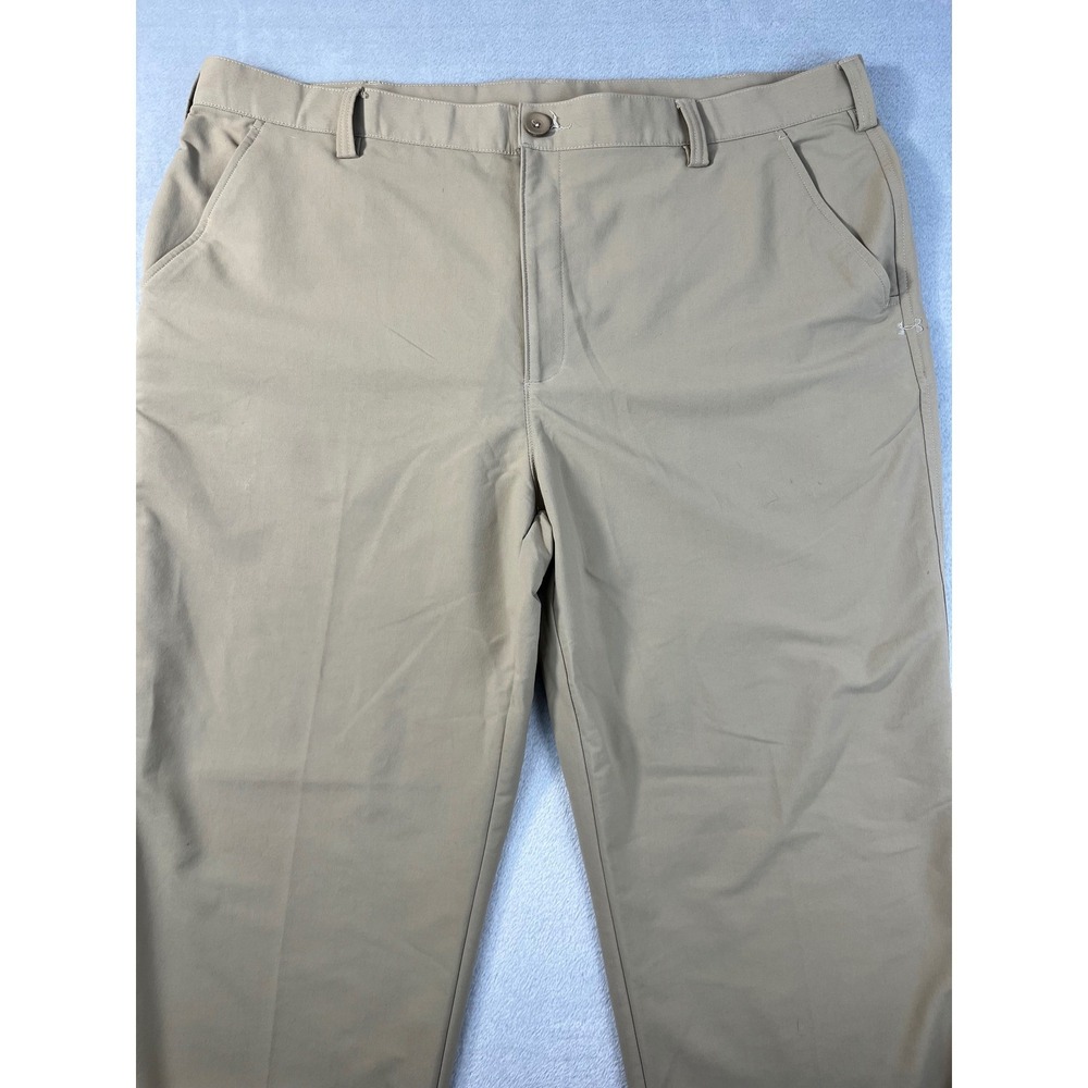 Under Armour Golf Pants Mens 42x30 Tan Khaki Excellent Stretch Chino Trousers - Picture 3 of 8